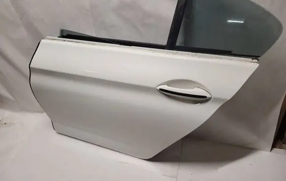 BMW 6 F06 Gran coupe Rear door