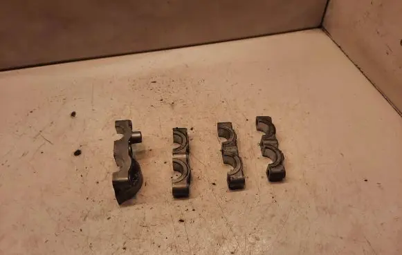 Opel Astra H Camshaft holder 