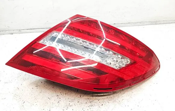 Mercedes-Benz C W204 Rear/tail lights 2049060503 601404 601000