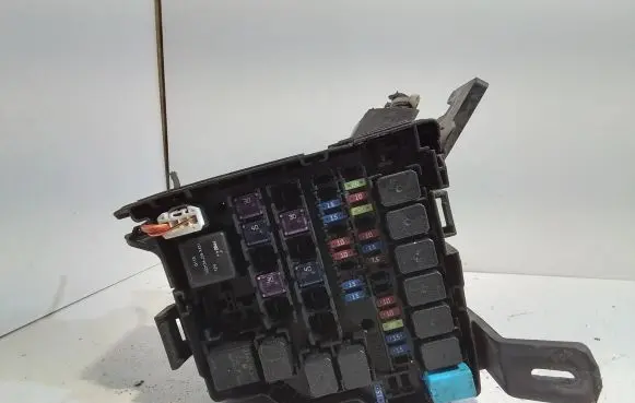Mazda 2 Fuse box set 59043W