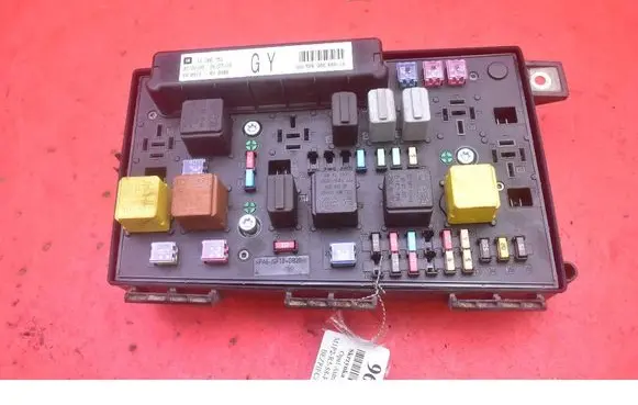 Opel Astra H Fuse box set 13206751