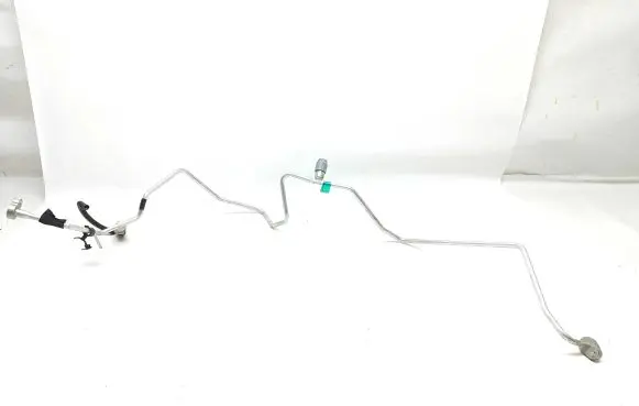 Dacia Sandero Air conditioning (A/C) pipe/hose 924402791R 23022019