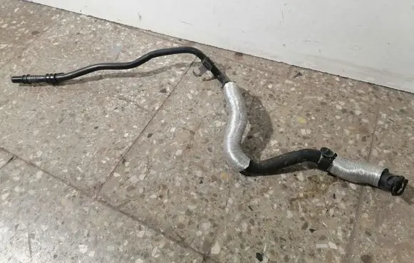 Volvo XC90 Engine coolant pipe/hose 31368149