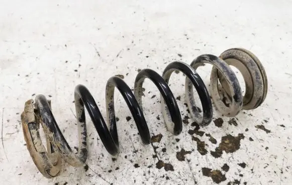 Mitsubishi Outlander Rear coil spring