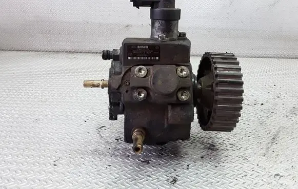 Citroen C5 Fuel injection high pressure pump 0445010102 9656300380A