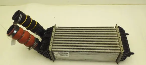 Citroen C4 Cactus Intercooler radiator 9803900780