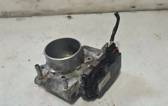 Mazda CX-7 Throttle valve L35M13640A