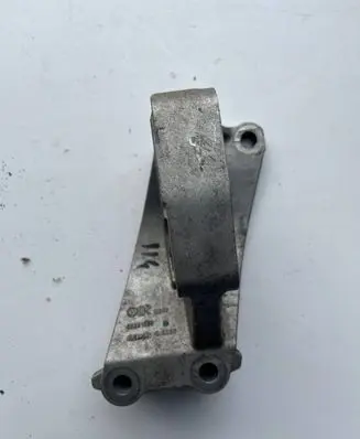Alfa Romeo Giulietta Engine mounting bracket 55251320