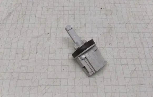 Volkswagen Golf V Interior temperature sensor 1K0907543A