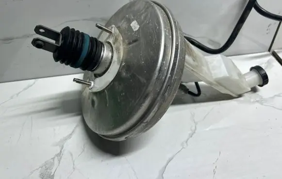 Mercedes-Benz A W176 Brake booster A2464301330