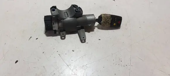 Volvo XC90 Ignition lock 8626324 16184