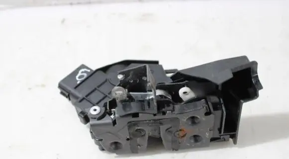 Ford Grand C-MAX Front door lock