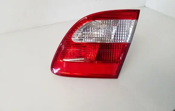 Mercedes-Benz E W211 Tailgate rear/tail lights A2118201464