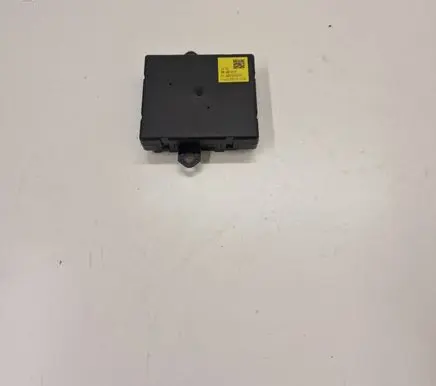 Mini Electric (Cooper SE) Door control unit/module 5B3F142 3600218XNY02A