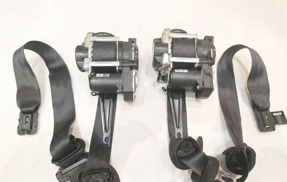 Audi Q7 4M Front seatbelt AL1P00PYUYE 4M0857705AA 8Z90SL1C
