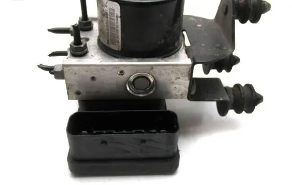 Volkswagen Golf V ABS Pump 1K0614117AE