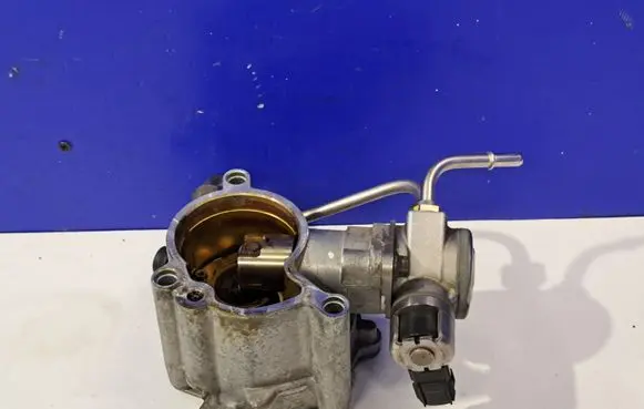 Vacuum pump