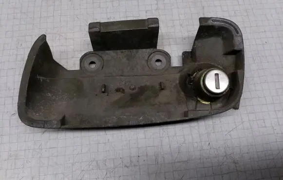 Opel Astra G Front door lock (next to the handle) 