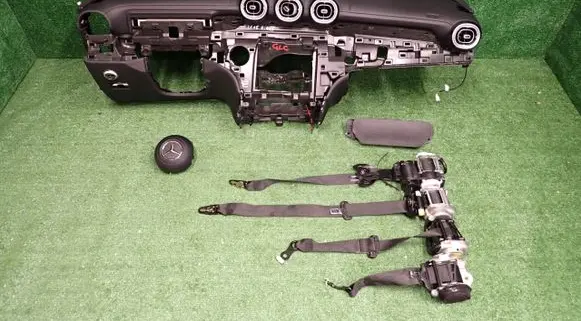 Mercedes-Benz GLC C254 Airbag set with panel KONSOLAGLC254
