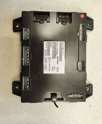 Tesla Model S Comfort/convenience module 101090700D P0747008F P0747V01C