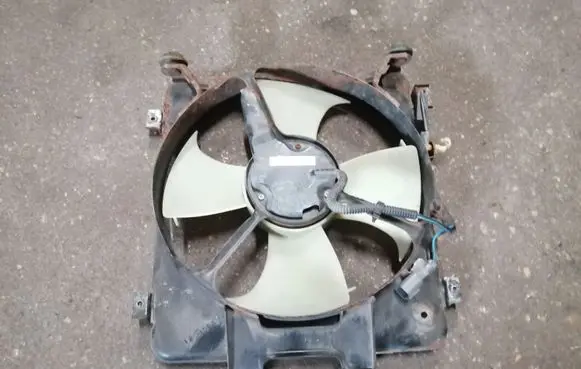 Honda HR-V Electric radiator cooling fan