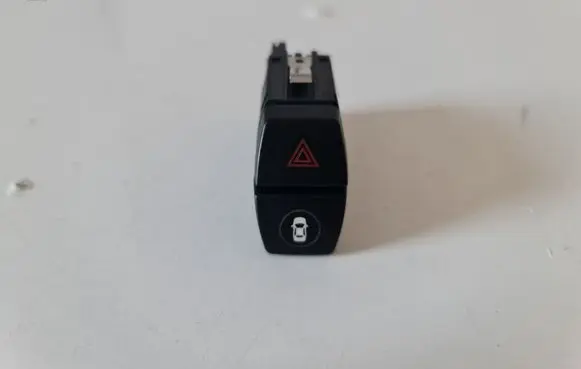 BMW X5 F15 Hazard light switch 6842274