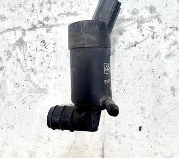 Ford Focus Windscreen/windshield washer pump BV6117K624AB