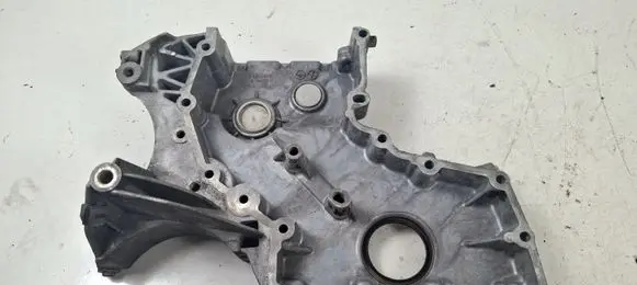 BMW 3 E90 E91 Timing chain cover 7790427
