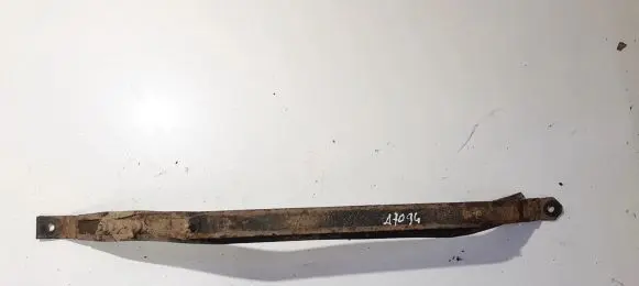 Fuel tank mounting bracket