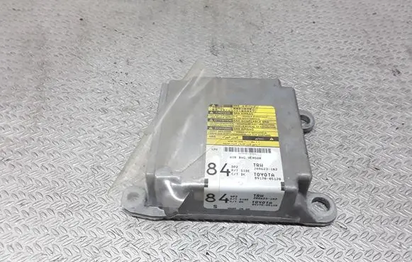 Toyota Avensis T250 Airbag control unit/module 8917005120