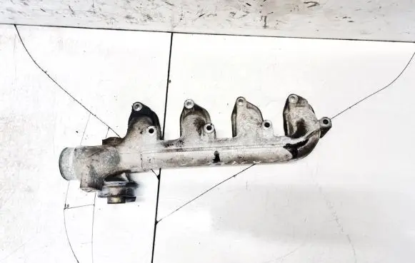 Ford Mondeo MK II Intake manifold
