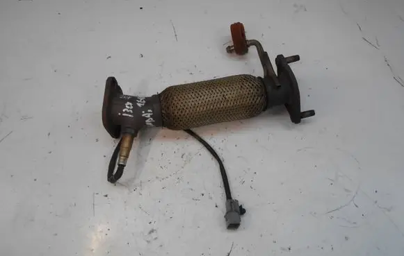 Hyundai i30 Exhaust gas pipe 1069908 392102B220