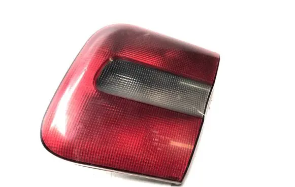 Tailgate rear/tail lights