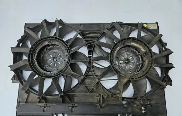 Audi A8 S8 D4 4H Radiator cooling fan shroud 4H0121003K