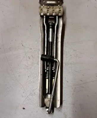 Audi A6 S6 C6 4F Lift Jack 4F0011031D