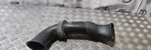 Porsche Cayenne (9PA) Air intake hose/pipe 7L5128752