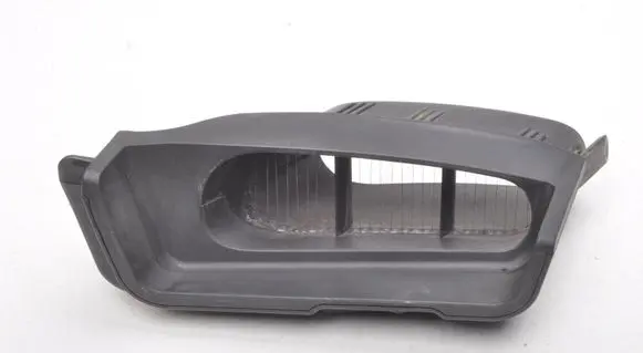 Aston Martin DB11 Intercooler air channel guide 