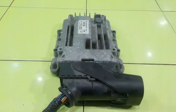 Hyundai Santa Fe Torque split ecu control unit/module 954403B732 WP34