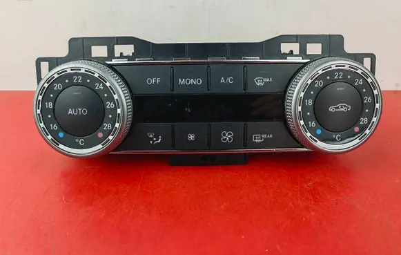 Mercedes-Benz C W204 Central console control unit A2049000707