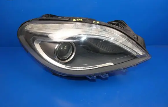 Mercedes-Benz B W246 W242 Headlight/headlamp A2468207461 03012716720 LE10C6229