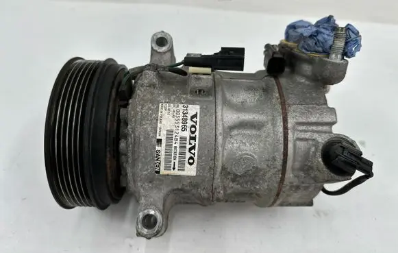 Volvo V40 Air conditioning (A/C) compressor (pump) 31348965