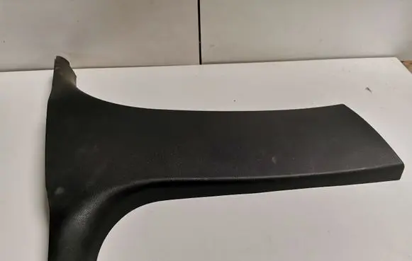 BMW 3 E90 E91 (B) pillar trim (bottom) 7058338