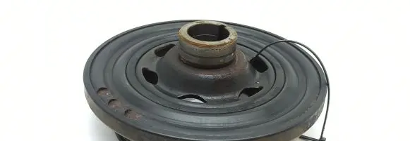 Mercedes-Benz Vito Viano W639 Crankshaft pulley A6110300503