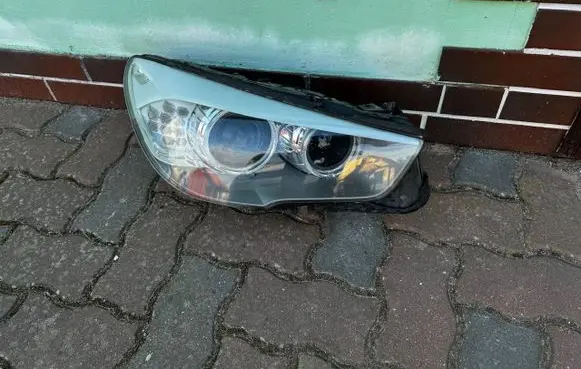 Headlight/headlamp