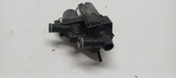 BMW 3 E46 Coolant heater control valve 64118369807