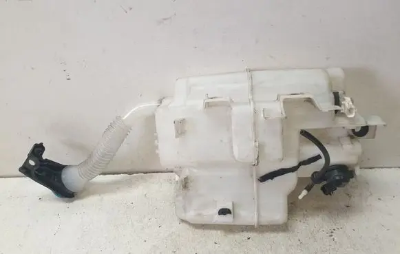 Mazda CX-5 Windshield washer fluid reservoir/tank KD3567480