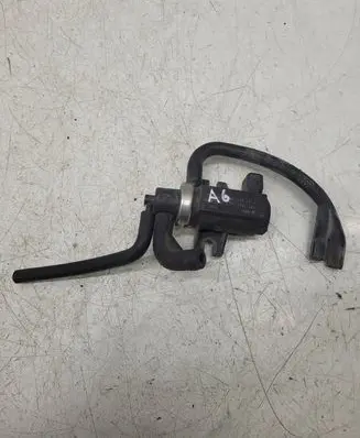 Audi A6 S6 C4 4A Vacuum valve 72190320
