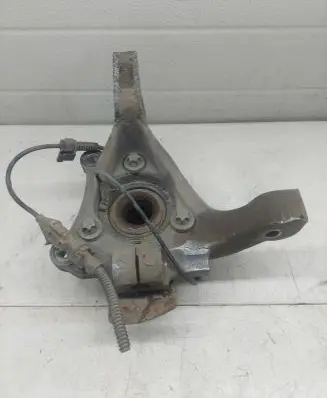 Opel Signum Front wheel hub spindle knuckle 6697R