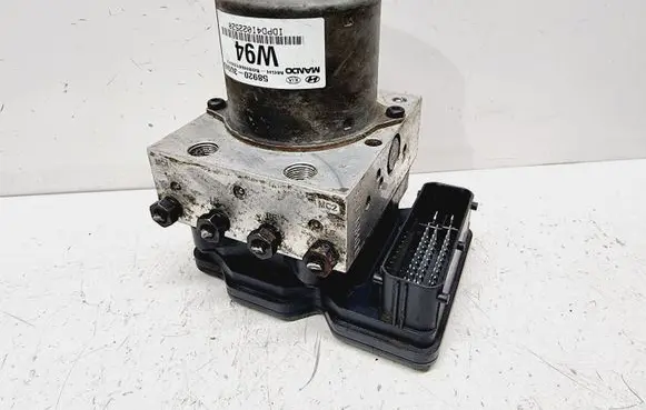 KIA Sportage ABS Pump 589203U940
