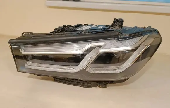BMW 5 G30 G31 Headlight/headlamp 5A338C7 1EX2642